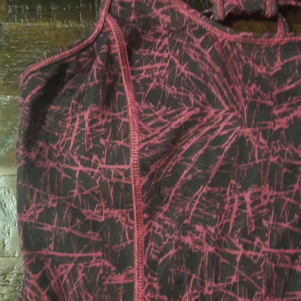 Workout tank - Picture 4 of 7
